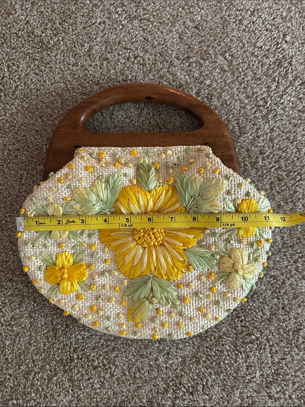 Vintage Raffia Straw Floral Handbag | Purse with Wood Handles | - Picture 8 of 11